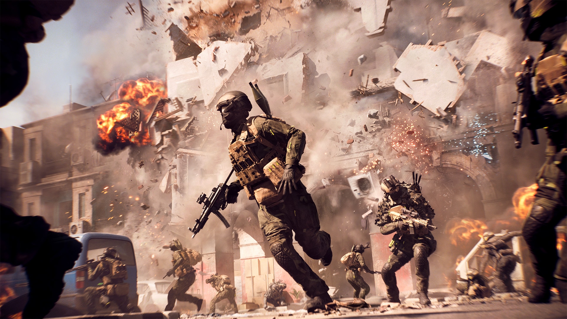 Un bâtiment explose derrière des soldats dans Battlefield 6