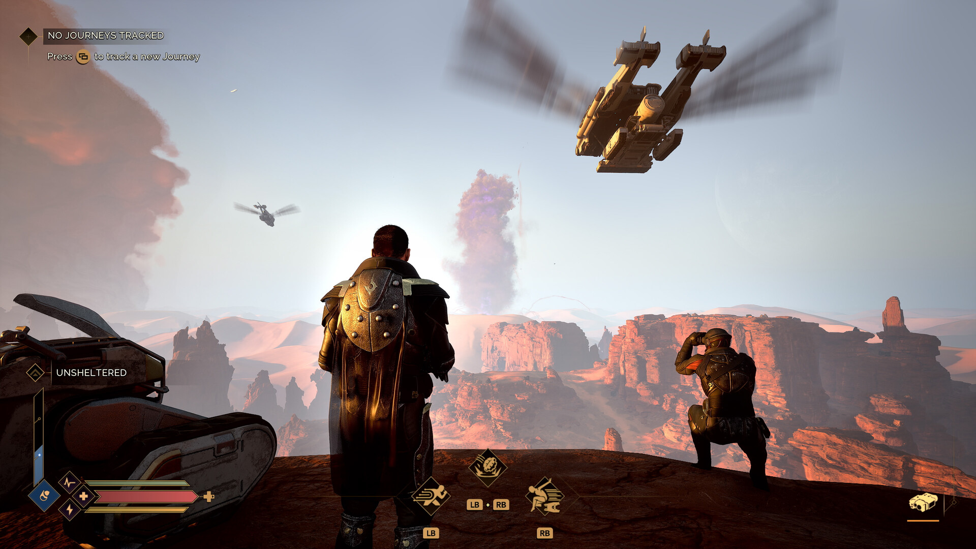 Dune Awakening, personnage dominant les dunes d'Arrakis avec deux ornithoptères, capture officielle Funcom